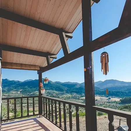 Charming House + Pool Дом отдыха Каньямеро