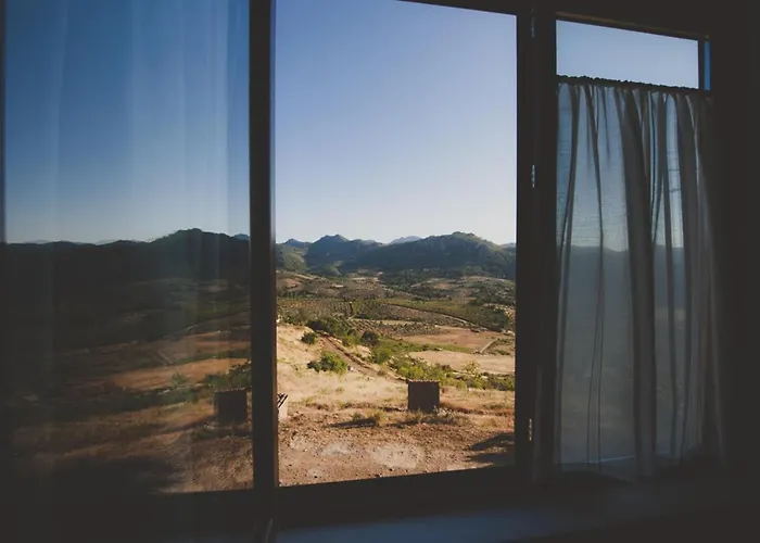 Charming House + Pool Casa vacanze *