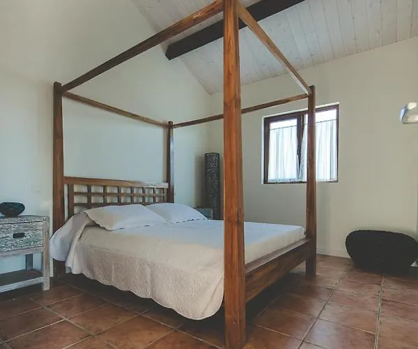 Charming House + Pool *