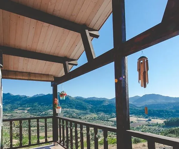 Charming House + Pool Casa vacanze Cañamero